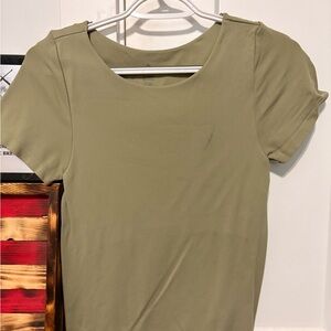 Buckle Sage Green Short Sleeve Top